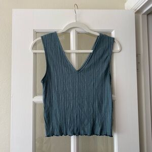 Everlane Ruffle Tank